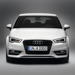 Audi A3 Hatchback 2013-2016 Ön Tampon Sağ Sis Farı Kapağı 8V3807682A-bisra