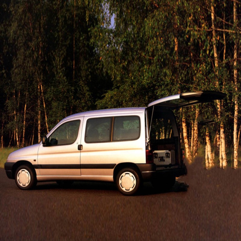 Peugeot Partner 1996-2002 Arka Bagaj Kapak Amortisörü 1 Ad. 8731E0