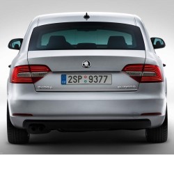 Skoda Superb 2 Sedan 2014-2015 Sağ Arka Tampon Reflektörü 3T9945106-bisra